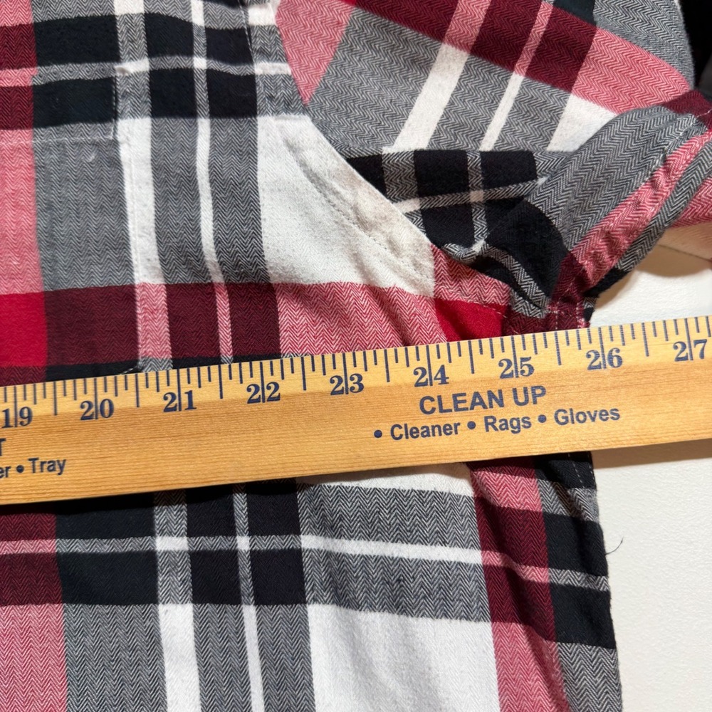 Chaps Mens XXL Red Black White Plaid Button Down Shirt Long Sleeve Herringbone - Picture 5 of 6